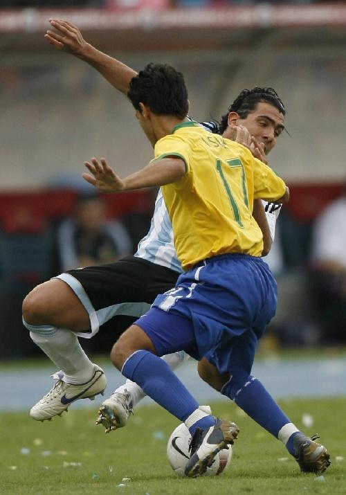 阿根廷助教：希望已无欲无求的球员们拼抢时留些余地，想想国家队