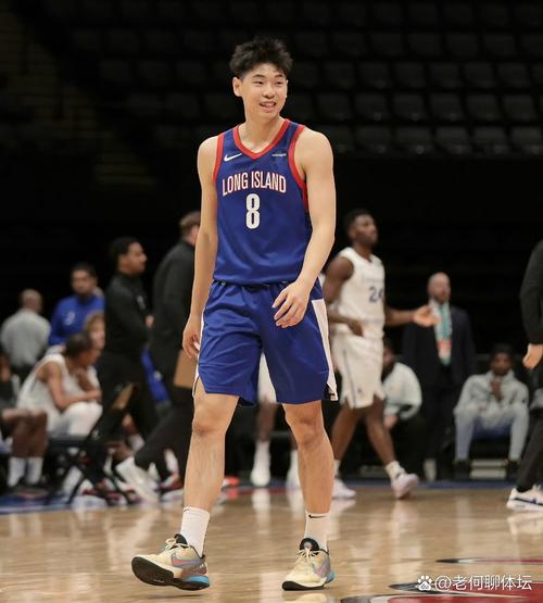 冷知识文班上次打开拓者还是24年30分钟砍下30分7篮板10盖帽